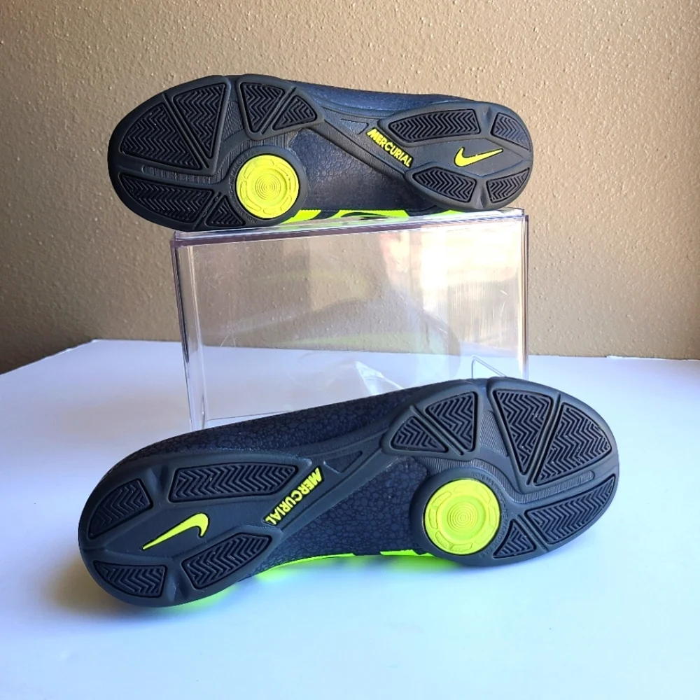 NIKE CR7 MERCURIAL VAPOR SUPERFLY III FG SOCCER BOOTS US 7 / UK 6